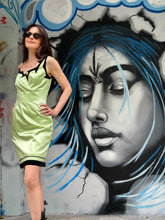 Charger l'image dans la galerie, Superbe et rare robe Thierry Mugler taille 40