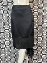 Charger l'image dans la galerie, Jupe asymétrique Céline taille 38