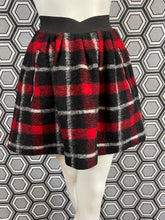 Charger l'image dans la galerie, Jupe écossaise JC de Castelbajac taille 36