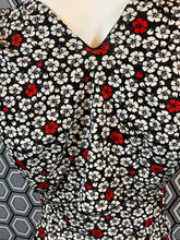 Charger l'image dans la galerie, Haut Jean Paul Gaultier maille taille 38