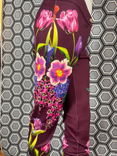 Charger l'image dans la galerie, Incroyable pantalon strass Gai Mattiolo taille 38