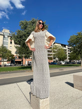 Charger l'image dans la galerie, Incroyable robe de créateur taille 38