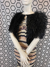 Charger l'image dans la galerie, Exceptionnelle et iconique robe Jean Paul Gaultier Raphia taille 36 et son boléro assorti