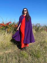 Charger l'image dans la galerie, Cape violette Yves Saint Laurent rive gauche taille 38