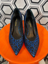Charger l'image dans la galerie, Escarpins bleu merallisé léopard pointure 37,5 italienne.