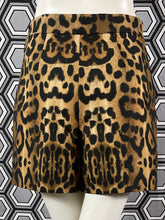 Charger l'image dans la galerie, Short léopard Giambattista Valli taille 36