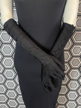 Charger l'image dans la galerie, Gants Chantal Thomass longs