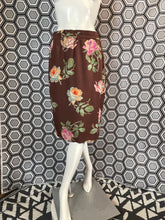 Charger l'image dans la galerie, Jupe à fleurs Ungaro taille 38