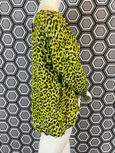 Charger l'image dans la galerie, Superbe blouse léopard Yves Saint Laurent rive gauche taille 42