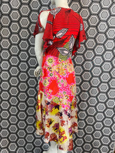 Charger l'image dans la galerie, Superbe robe Christian Lacroix taille 38