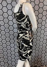 Charger l'image dans la galerie, Superbe robe à sequins Blacktie Oleg Cassini taille 38