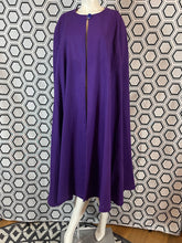 Charger l'image dans la galerie, Cape violette Yves Saint Laurent rive gauche taille 38