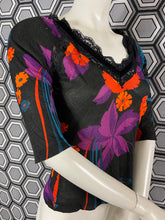 Charger l'image dans la galerie, Haut Dolce & Gabbana fleurs taille 36