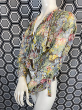 Charger l'image dans la galerie, Chemisier Cacharel en voile taille 40