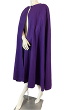 Charger l'image dans la galerie, Cape violette Yves Saint Laurent rive gauche taille 38
