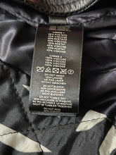 Charger l'image dans la galerie, Veste en cuir noire Paul Smith taille 38