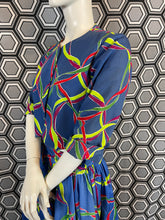 Charger l'image dans la galerie, Superbe veste rare Yves Saint Laurent rive gauche taille 38
