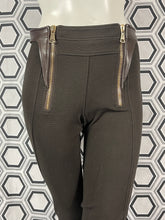Charger l'image dans la galerie, Pantalon Givenchy empiècement cuir taille 36