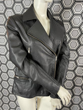 Charger l'image dans la galerie, Veste en cuir noire Paul Smith taille 38