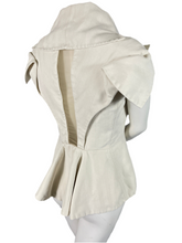 Charger l'image dans la galerie, Veste emblématique Alexander McQueen taille 40