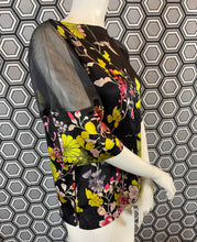 Charger l'image dans la galerie, Haut Jean Paul Gaultier taille 38