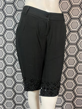 Charger l'image dans la galerie, Bermuda Red Valentino brodé de perles taille 38