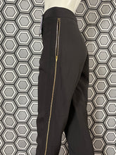 Charger l'image dans la galerie, Superbe pantalon Céline neuf avec étiquette taille 36