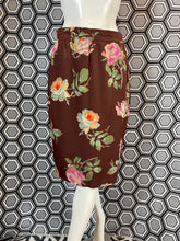 Charger l'image dans la galerie, Jupe à fleurs Ungaro taille 38
