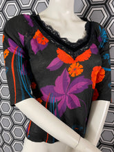 Charger l'image dans la galerie, Haut Dolce & Gabbana fleurs taille 36