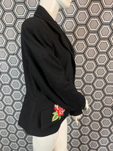 Charger l'image dans la galerie, Veste Lolita Lempicka fleurs brodées taille 44