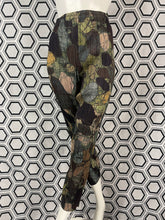 Charger l'image dans la galerie, Pantalon imprimé Pleats Please Issey Miyake