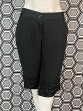 Charger l'image dans la galerie, Bermuda Red Valentino brodé de perles taille 38