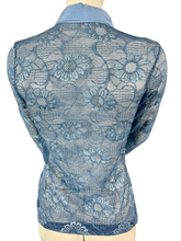 Charger l'image dans la galerie, Chemisier en résille brodée Anne Fontaine taille 38