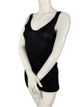 Charger l'image dans la galerie, Débardeur Prada taille 38