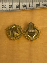 Charger l'image dans la galerie, Lot de clips et une broche vintage