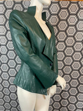 Charger l'image dans la galerie, Veste vintage en cuir Thierry Mugler taille 38