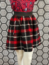 Charger l'image dans la galerie, Jupe écossaise JC de Castelbajac taille 36