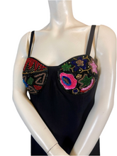 Charger l'image dans la galerie, Exceptionnelle robe à perles Louis Feraud taille 42