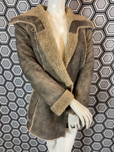 Charger l'image dans la galerie, Peau lainée Vivienne Westwood Red label taille 36