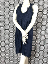 Charger l'image dans la galerie, Robe à pois Balenciaga Silk taille 40