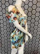 Charger l'image dans la galerie, Haut neuf Jean-Paul Gaultier taille 40