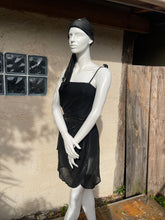 Charger l'image dans la galerie, Ensemble de plage : combishort et paréo métallisé taille 38