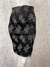 Charger l'image dans la galerie, Jupe Chantal Thomass taille 38