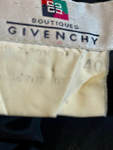 Charger l'image dans la galerie, Veste Givenchy taille 40