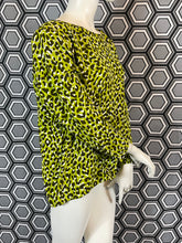 Charger l'image dans la galerie, Superbe blouse léopard Yves Saint Laurent rive gauche taille 42