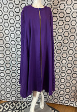 Charger l'image dans la galerie, Cape violette Yves Saint Laurent rive gauche taille 38