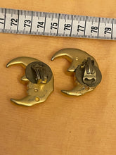 Charger l'image dans la galerie, Lot de 9 clips et une broche vintage