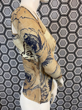 Charger l'image dans la galerie, Haut en mesh Roberto Cavalli taille 42