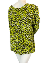 Charger l'image dans la galerie, Superbe blouse léopard Yves Saint Laurent rive gauche taille 42