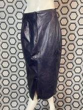 Charger l'image dans la galerie, Jupe en cuir Morabito taille 38